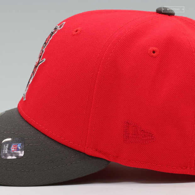 TAMPA BAY BUCCANEERS 1998 NFL DRAFT ALTERNATE SCARLET PEWTER NEW ERA FITTED CAP