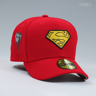 SUPERMAN™ THE DEATH OF SUPERMAN™ SUPERMAN'S CAPE INSPIRED NEW ERA FITTED CAP