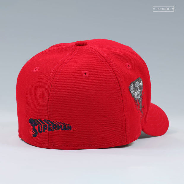 SUPERMAN™ THE DEATH OF SUPERMAN™ SUPERMAN'S CAPE INSPIRED NEW ERA FITTED CAP