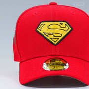 SUPERMAN™ THE DEATH OF SUPERMAN™ SUPERMAN'S CAPE INSPIRED NEW ERA FITTED CAP